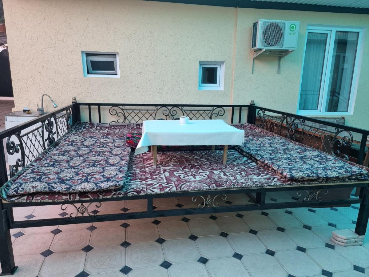 Hostel Sulaiman-Too Osch Exterior foto